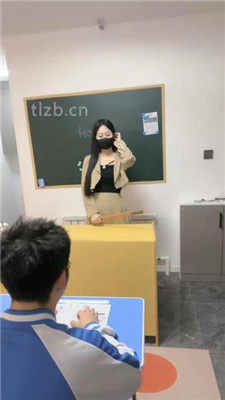 【桃幼幼】教室场景调-体罚猥琐学生狗_绳缚吧