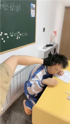 图片[4]_【桃幼幼】教室场景调-体罚猥琐学生狗_绳缚吧