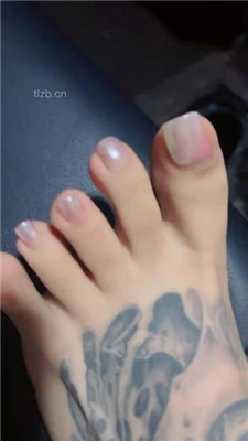 图片[7]_【不知名美女】长筒白袜车内开发司机_绳缚吧