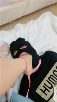 图片[5]_【心动茜茜】裸足深喉踩脚垫_绳缚吧