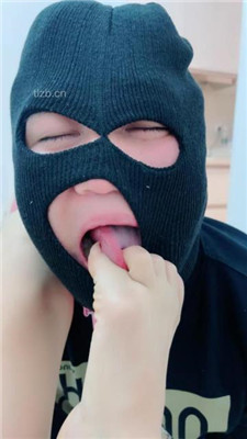 图片[11]_【心动茜茜】裸足深喉踩脚垫_绳缚吧