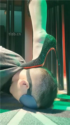 图片[20]_【咩祖】高跟美腿的脚下奴_绳缚吧