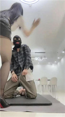 图片[5]_【冰夏女王】双S-藤条专场鞭打挑战/耳光【双视角完整版】_绳缚吧