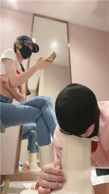 图片[16]_【美娜格格】牛仔裤短靴-胯下辱/人体擦鞋器/脚插嘴_绳缚吧