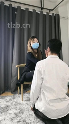 【肉肉】跪着被主人狂抽1000耳光_绳缚吧