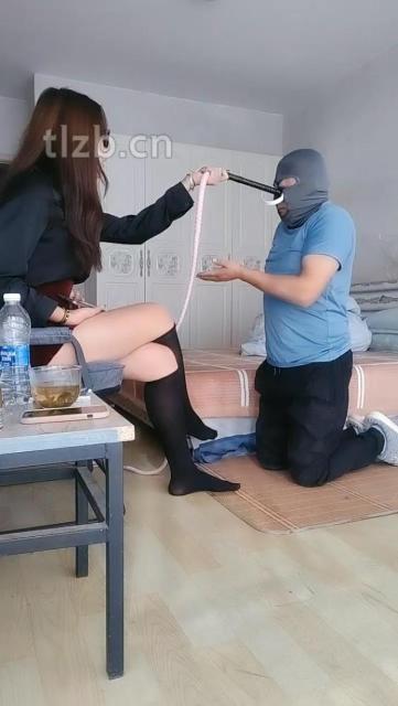 图片[9]_【恩威女王】黑丝高跟插狗嘴_绳缚吧
