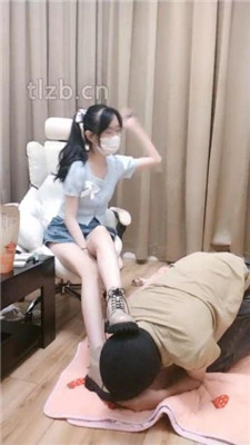 图片[7]_【芸裳】萝莉主S-短靴踩狗爪/鞭打/虐乳/转胯/坐脸窒息_绳缚吧