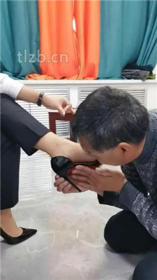 图片[8]_【冷御女王】重赏赐贱奴舔鞋底舔脚/浓痰吐满脸_绳缚吧