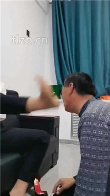 图片[9]_【冷御女王】重赏赐贱奴舔鞋底舔脚/浓痰吐满脸_绳缚吧