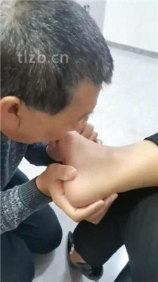 图片[10]_【冷御女王】重赏赐贱奴舔鞋底舔脚/浓痰吐满脸_绳缚吧