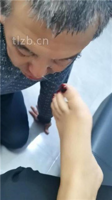 图片[19]_【冷御女王】重赏赐贱奴舔鞋底舔脚/浓痰吐满脸_绳缚吧