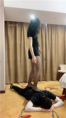 图片[8]_【蜜蜜骑士】高跟黑丝踩踏-骑马骑脖_绳缚吧