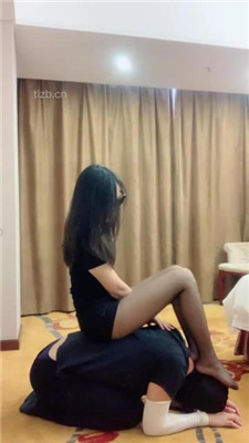 图片[11]_【蜜蜜骑士】高跟黑丝踩踏-骑马骑脖_绳缚吧
