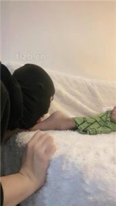 【苒溪】睡梦中偷舔主人的脚被教训_绳缚吧