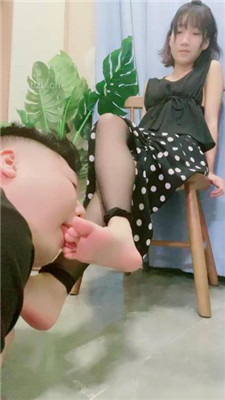 图片[13]_【素人星探】喂口水-黑丝高跟美腿踩_绳缚吧