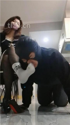 图片[14]_【奶御】黑丝高跟白袜辱圈养狗+第一视角辱【双部视频】_绳缚吧