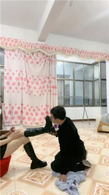 图片[16]_【小九】被抓奸现场-踩狗爪-衣架抽打/跪地求饶_绳缚吧