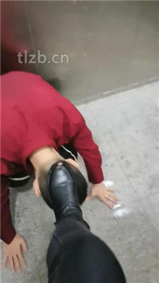 图片[6]_【凌儿女神】鞭打/舔脏鞋臭脚/玩户外舔脏鞋/关狗笼_绳缚吧