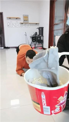 图片[19]_【凌儿女神】原味泡面/舔脏靴底/闻黑棉袜/提档_绳缚吧