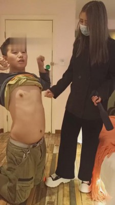 开发素人】双S暴打男神-踢裆/踩踏/耳光/SP专场-绳艺资源网