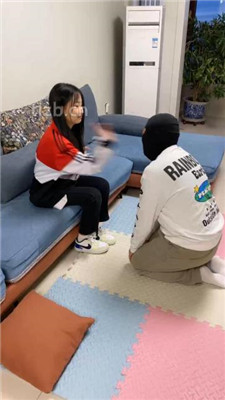 图片[2]-精神小妹】素人学生妹-耳光/全体重踩踏/白袜塞嘴-绳艺资源网