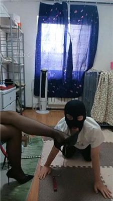 图片[6]-平凡】黑丝高跟玩宠物奴-绳艺资源网