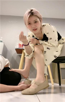 【甜味药丸】超羞辱视角-迷恋原味裸足_绳缚吧