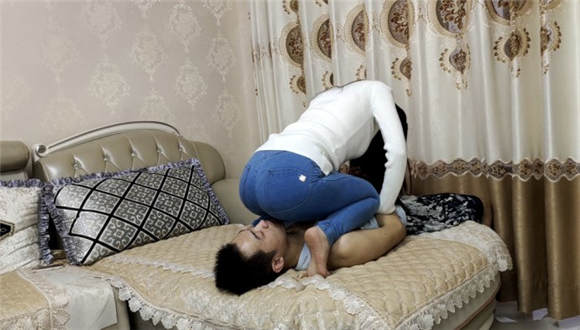 图片[11]_牛仔裤坐脸腿绞杀_绳缚吧