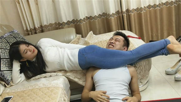 图片[16]_牛仔裤坐脸腿绞杀_绳缚吧