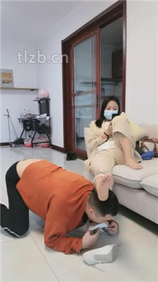 图片[5]_【凌儿女神】舔脏鞋底裸足/物化脚垫/骑马_绳缚吧