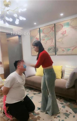图片[5]_【南乔大大】反绑狗狂抽下跪的狗奴_绳缚吧