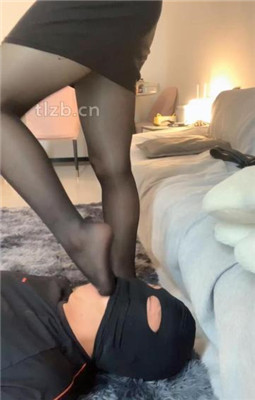 图片[17]_【小麦】虐乳/长靴黑丝碾压踩/转胯黑丝诱惑/喝圣水_绳缚吧