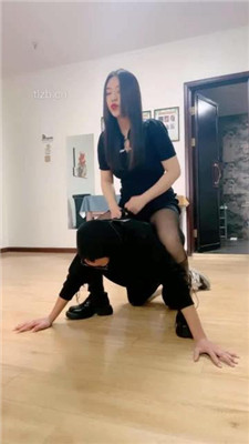 图片[17]-嘉一】长靴黑丝重度提档鞭打-绳艺资源网