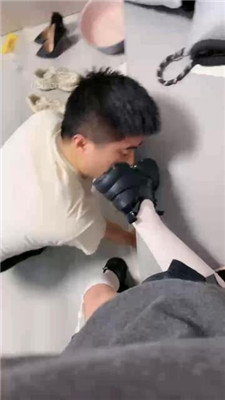 图片[14]-樱子大人】狗舌头擦鞋器-鞋耳光/踩狗爪/全体重踩踏/鞭打-绳艺资源网