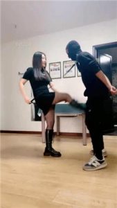 【嘉一】长靴黑丝重度提档鞭打【续集】_绳缚吧