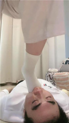 图片[7]-时颜】坐脸窒息/舔超脏小白鞋/裸足白袜辱-绳艺资源网