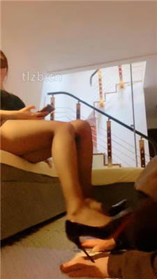 图片[18]-小妮】狗垫子养成记-高跟黑丝碾压踩/虐乳-绳艺资源网