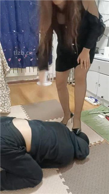 图片[6]-平凡】训练狗舌-舔高跟黑丝内裤-绳艺资源网