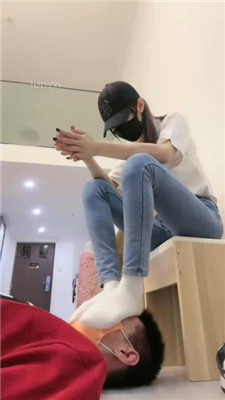图片[19]-美娜格格】白短靴&AJ全体重踩地毯-绳艺资源网