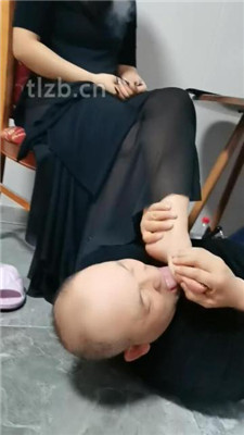 图片[11]-冷御女王】恶毒妻主裸足恋足舔-绳艺资源网