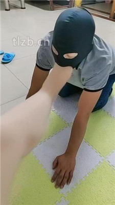 图片[8]-广东迪迪】闻舔高跟肉丝脚-踩踏 双视角版】-绳艺资源网