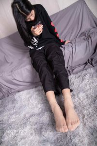 [南国足艺]11-模特秋秋超性感肉丝美脚，这脚真是漂亮，越看越喜欢！_绳缚吧