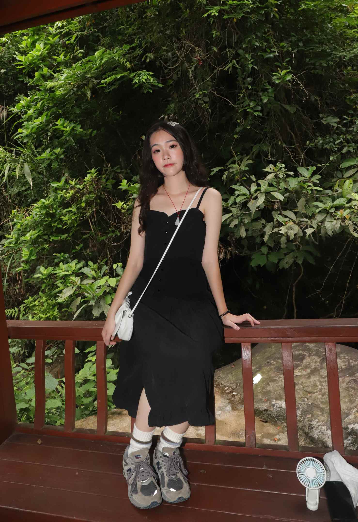 [Pary学生模拍]009超美女神琪琪美妆照，把脚趾捆起来_绳缚吧