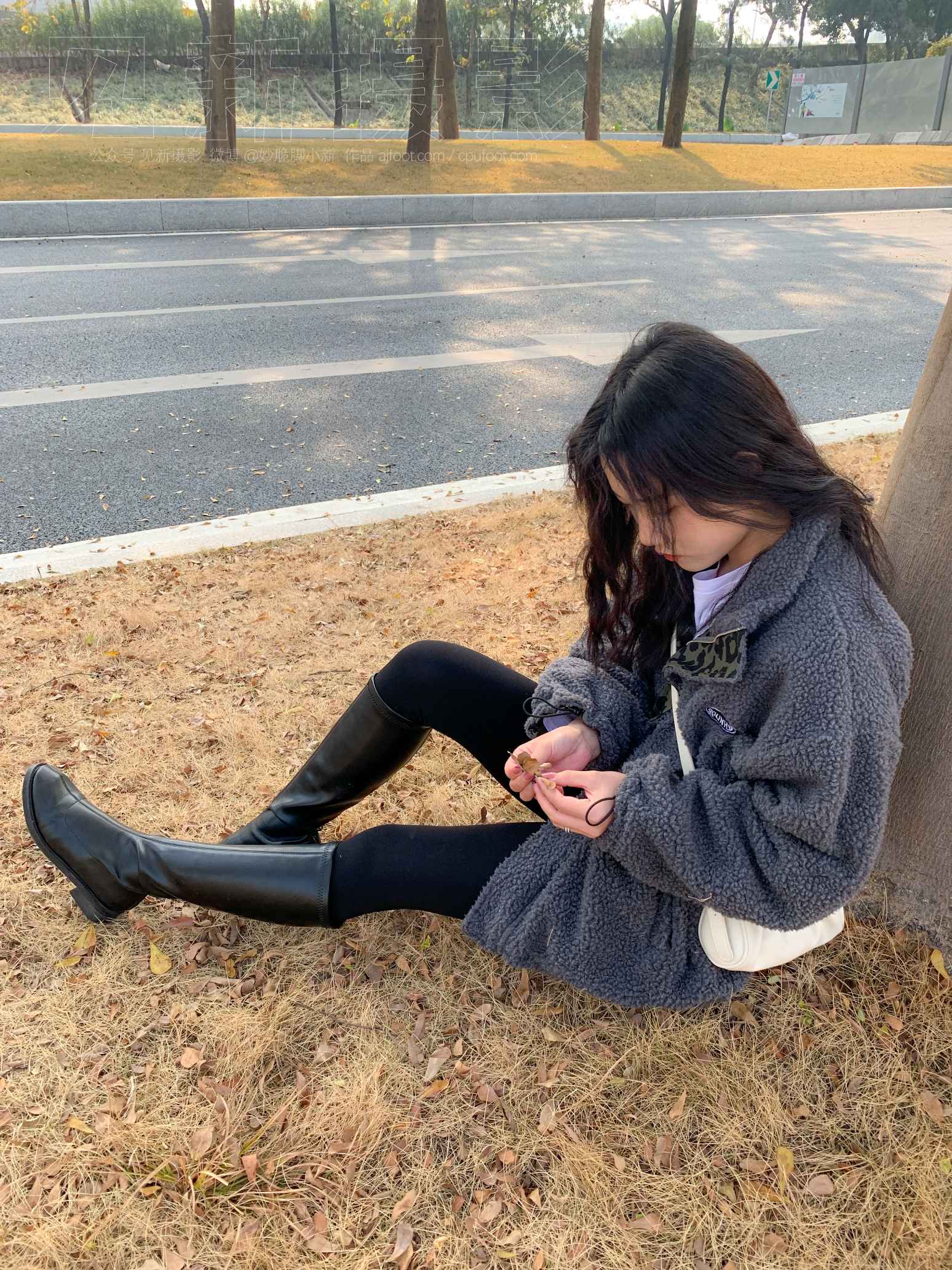 [见新摄影]NO.030鲨鱼裤皮靴小可_绳缚吧