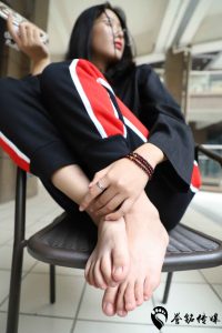 誉铭传媒《一百七十八》_绳缚吧