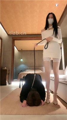 图片[4]_【妲己S】长腿模特S-铆钉高跟踩虐/骑马/臭脚捂脸插嘴_绳缚吧