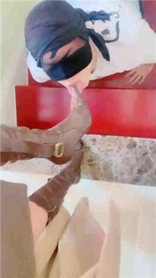 图片[3]_【高傲S】长靴闻舔/原味脚深喉_绳缚吧
