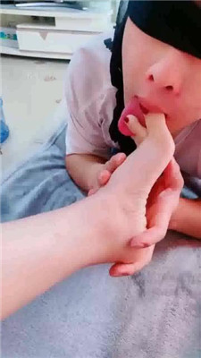 图片[3]_【高傲S】裸足恋足狂舔_绳缚吧