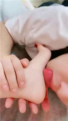 图片[7]_【高傲S】裸足恋足狂舔_绳缚吧