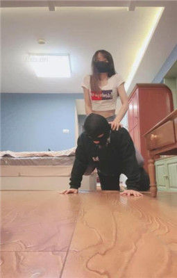 图片[14]_【美娜格格】高帮帆布鞋女神-沉浸式享受胯下辱_绳缚吧